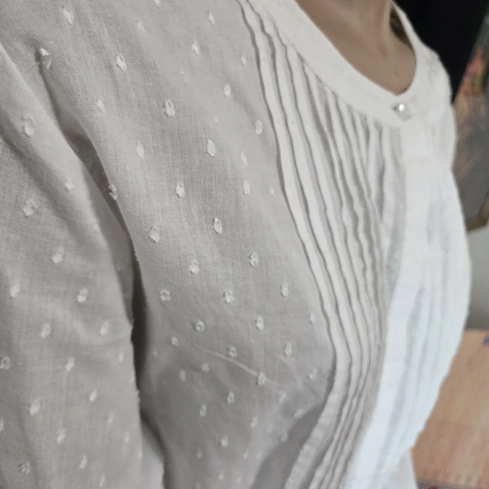 Westport White Textured Blouse - Picture 2 of 6